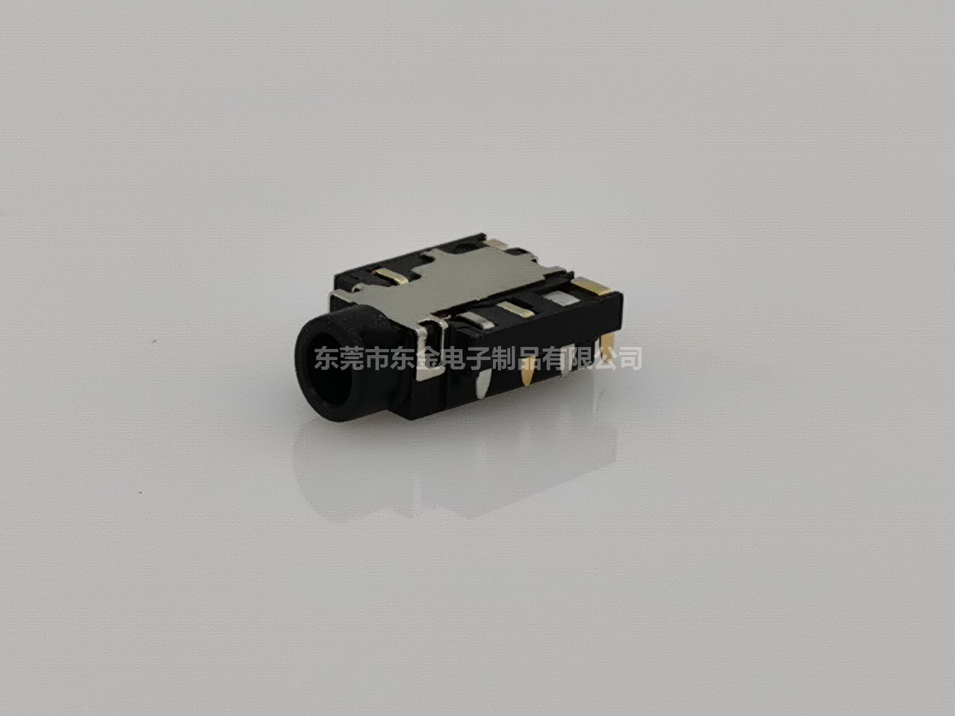 3.5mm半沉板耳機插座PJ-33130PA9T耐高溫阻燃1/2沉板音頻插座7PIN